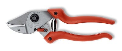 Forbice con taglio a battente LÖWE 7 Art 7104 con diametro di taglio di 22mm e peso di 235gr.