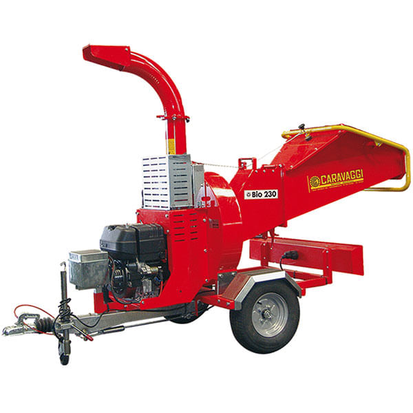 Biotrituratore a scoppio Caravaggi BIO 230 con motore Honda benzina da 20,8HP con diametro di taglio massimo 10cm.