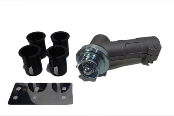 Coppia conica universale per decespugliatore fornita di inserto per tubi diametro 24