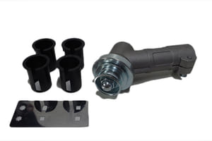 Coppia conica universale per decespugliatore fornita di inserto per tubi diametro 24