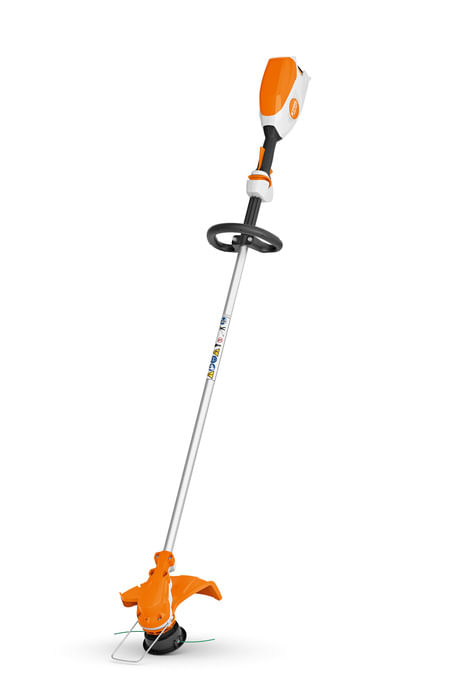 Decespugliatore a batteria Stihl FSA 86 R per uso professionale.