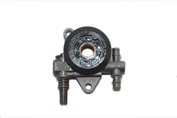 Pompa olio per motosega Emak