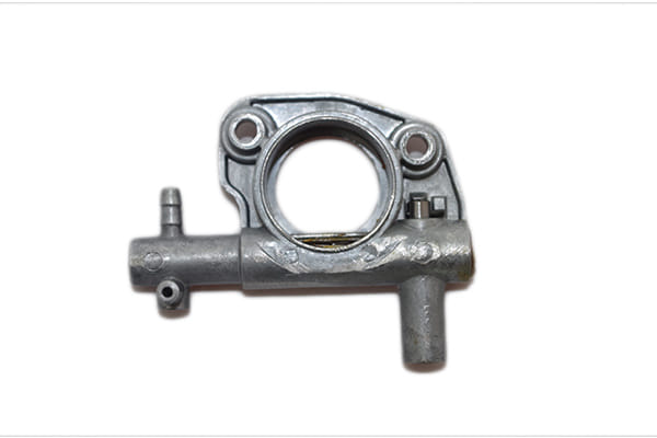 Pompa olio per motosega Emak