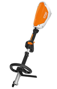 Motore multifunzione a batteria Kombi Stihl KMA 130 R per uso professionale.