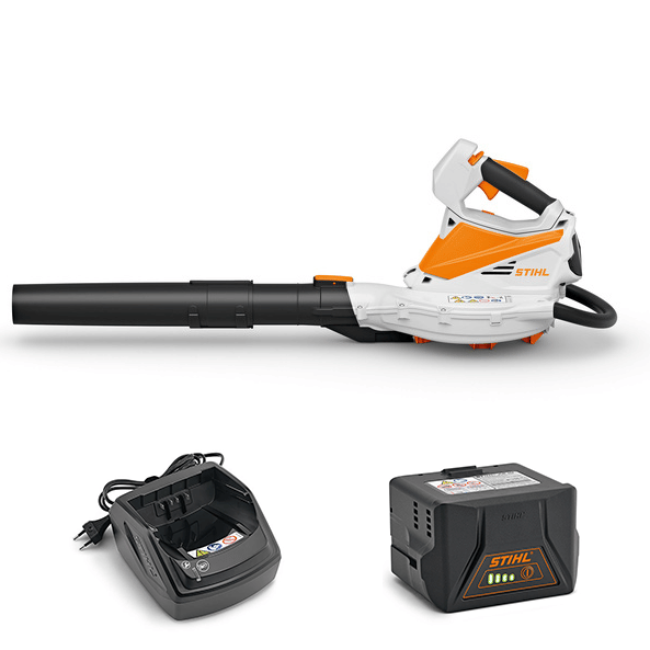 Soffiatore e aspiratore a batteria Stihl SHA 56 per uso privato.-Macchina con kit batteria AK 20 e caricatore AL 101